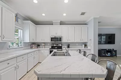 19543 Navajo Street, Sugarloaf Key, FL 33042 - Photo 6