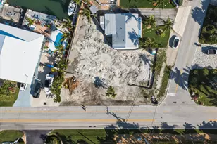 1000 W Ocean Dr, Key Colony, FL 33051 - Photo 20