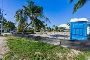 1000 W Ocean Dr, Key Colony, FL 33051 - Photo 18