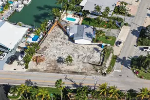 1000 W Ocean Dr, Key Colony, FL 33051 - Photo 2