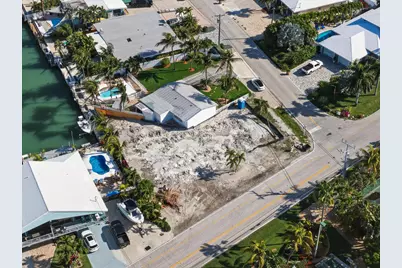 1000 W Ocean Drive, Key Colony, FL 33051 - Photo 18