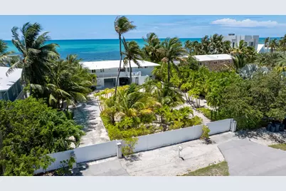74051 Overseas Highway, Lower Matecumbe, FL 33036 - Photo 18