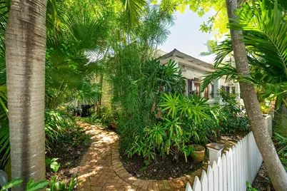 907 United Street, Key West, FL 33040 - Photo 32