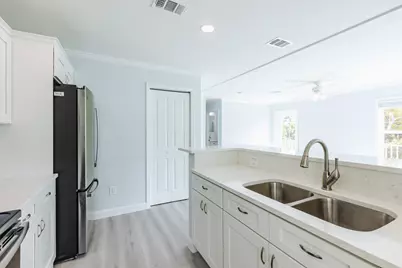 224 W Seaview Drive, Duck Key, FL 33050 - Photo 6