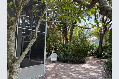70 Shoreland Drive, Key Largo, FL 33037 - Photo 2