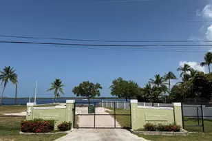 70 Shoreland Dr, Key Largo, FL 33037 - Photo 12