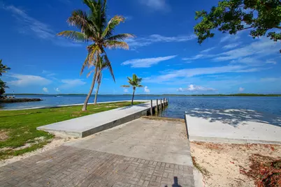 19 SE Marlin Avenue, Key Largo, FL 33037 - Photo 32