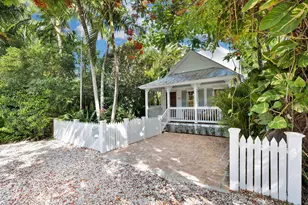 1033 Catherine St, Key West, FL 33040 - Photo 2