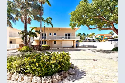 239 Plantation Avenue, Plantation Key, FL 33070 - Photo 1