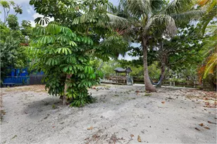 28316 County Rd, Little Torch Key, FL 33042 - Photo 30