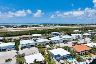 211 Bruce Ct, Marathon, FL 33050 - Photo 2