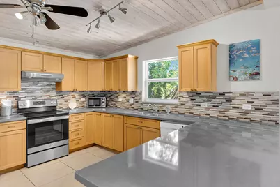 148 Sunrise Drive, Plantation Key, FL 33070 - Photo 10