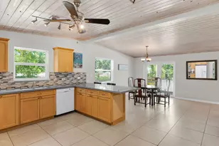 148 Sunrise Dr, Plantation Key, FL 33070 - Photo 12