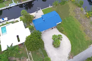 550 Pine Ln, Big Pine Key, FL 33043 - Photo 2