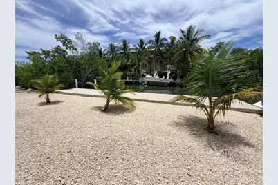 23940 Overseas Highway, Summerland Key, FL 33042 - Photo 18