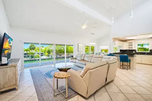 420 11th St, Key Colony, FL 33051 - Photo 16