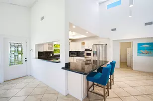 420 11th St, Key Colony, FL 33051 - Photo 22