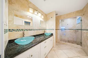 420 11th St, Key Colony, FL 33051 - Photo 34
