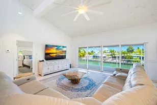 420 11th St, Key Colony, FL 33051 - Photo 18