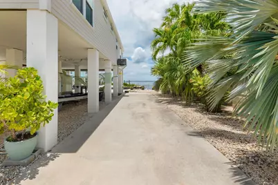 31485 Avenue G, Big Pine Key, FL 33043 - Photo 36