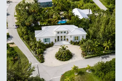 101 S Bahama Drive, Duck Key, FL 33050 - Photo 1