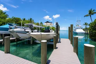 321 Tollgate Shores Dr, Lower Matecumbe, FL 33036 - Photo 1