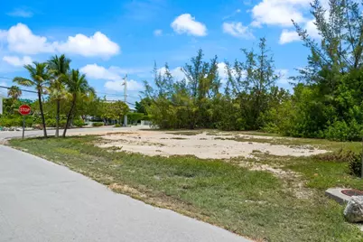 101 Stromboli Drive, Plantation Key, FL 33036 - Photo 8