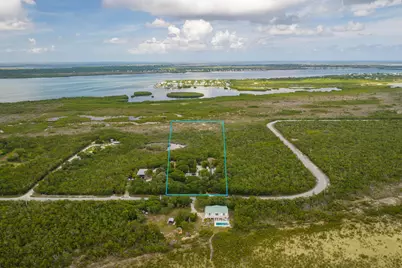 2231 Middle Torch Road, Middle Torch Key, FL 33042 - Photo 1