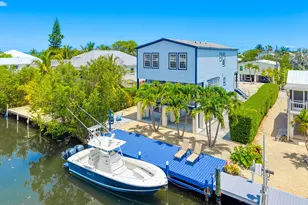 27395 Barbuda Ln, Ramrod Key, FL 33042 - Photo 1