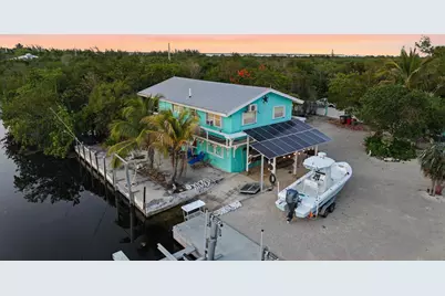 1934 No Name Drive, Lower Sugarloaf Key, FL 33043 - Photo 12