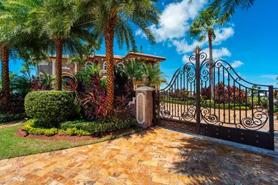 390 13th Street, Key Colony, FL 33051 - Photo 16
