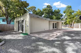 157 Navajo St, Upper Matecumbe Key Islamorada, FL 33070 - Photo 6