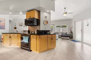157 Navajo St, Upper Matecumbe Key Islamorada, FL 33070 - Photo 20