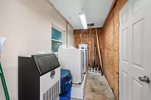 310 3rd St, Key Colony, FL 33051 - Photo 28