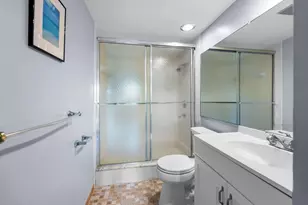 601 W Ocean Dr, Key Colony, FL 33051 - Photo 22