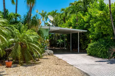 440 11th Street, Key Colony, FL 33051 - Photo 4