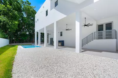 365 Buttonwood Shores Drive, Key Largo, FL 33037 - Photo 4