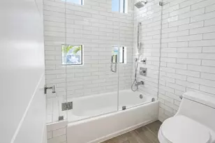 273 W Seaview Dr, Duck Key, FL 33050 - Photo 30