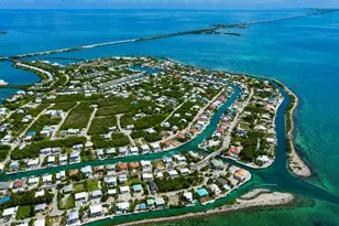 273 W Seaview Dr, Duck Key, FL 33050 - Photo 38