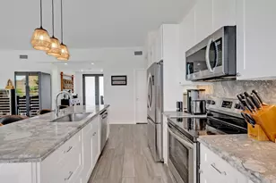 273 W Seaview Dr, Duck Key, FL 33050 - Photo 14