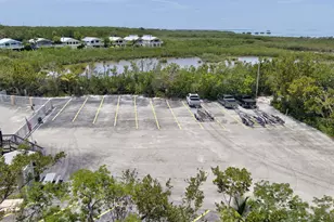 414 N Mahogany Ave, Key Largo, FL 33037 - Photo 56