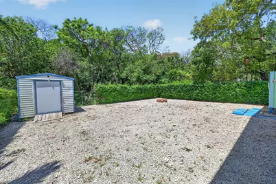 414 N Mahogany Avenue, Key Largo, FL 33037 - Photo 6