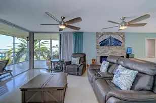 8302 Marina Villas Dr, Duck Key, FL 33050 - Photo 6