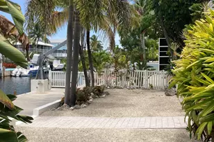 115 Harbor Ln, Plantation Key, FL 33070 - Photo 12