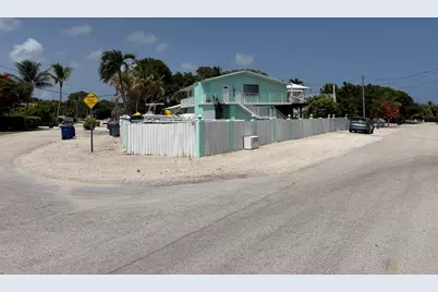 322 3rd Road, Key Largo, FL 33037 - Photo 2
