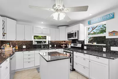 58110 Ferreire Street, Marathon, FL 33050 - Photo 12