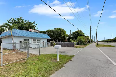 104980 Overseas Highway, Key Largo, FL 33037 - Photo 2