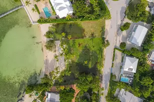 149 N Bay Harbor Dr, Key Largo, FL 33037 - Photo 78