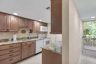 201 E Ocean Dr, Key Colony, FL 33051 - Photo 10