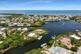 870 Copa D Oro, Marathon, FL 33050 - Photo 2